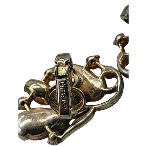 CROWN TRIFARI Clip on Earrings Coral Mold Thermoset 1956 Pebble Beach Collection - Picture 9 of 16